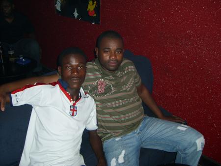 mk-zi et fabolo le gu�lois au M.R(moulin rouge)night club